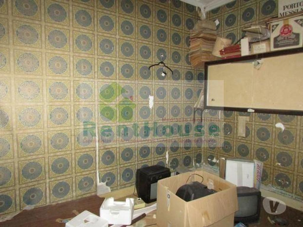 Comprar Loja Figueira da Foz - Fotos para Prédio Para Reconstrução Junto ao Casino