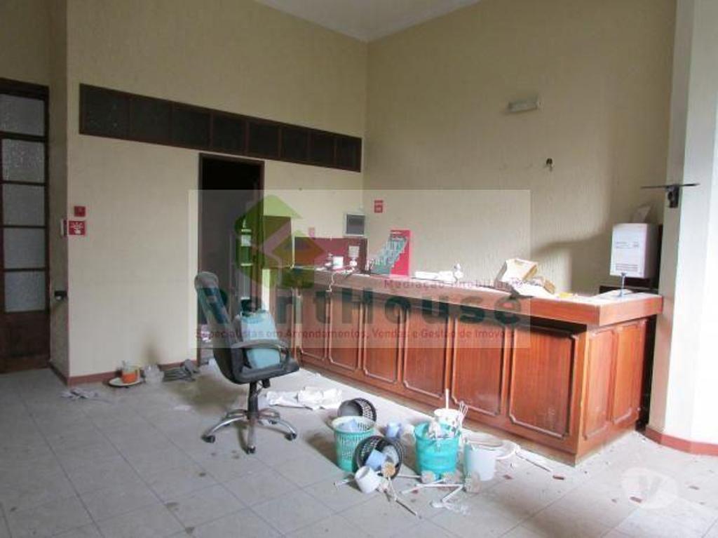 Comprar Loja Figueira da Foz - Fotos para Prédio Para Reconstrução Junto ao Casino