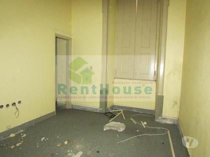 Comprar Loja - Fotos para Prédio Para Reconstrução Junto ao Casino