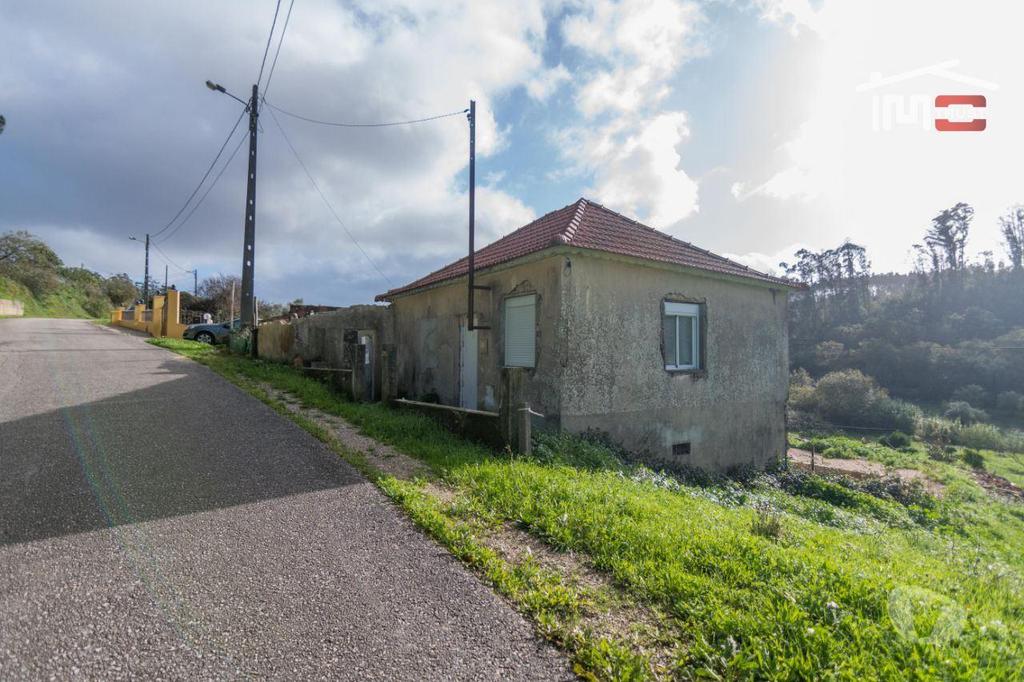 Apartamentos a venda Ourém - Fotos para Ourem-Moradia T3, Espite (1-M-000155)