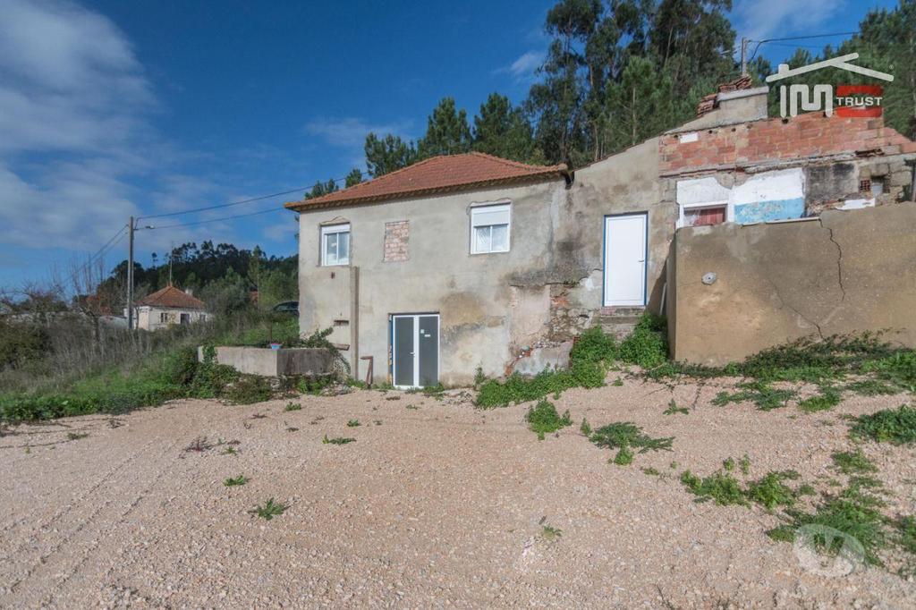 Apartamentos a venda Ourém - Fotos para Ourem-Moradia T3, Espite (1-M-000155)