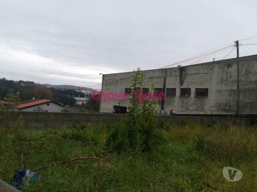 Terrenos Gondomar - Fotos para Gondomar-Terreno para Moradia de 4 frentes, Rio Tinto (AR 01566)