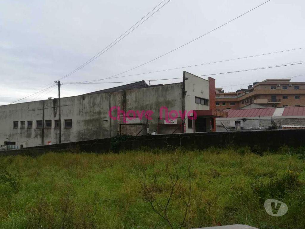 Terrenos Gondomar - Fotos para Gondomar-Terreno para Moradia de 4 frentes, Rio Tinto (AR 01566)