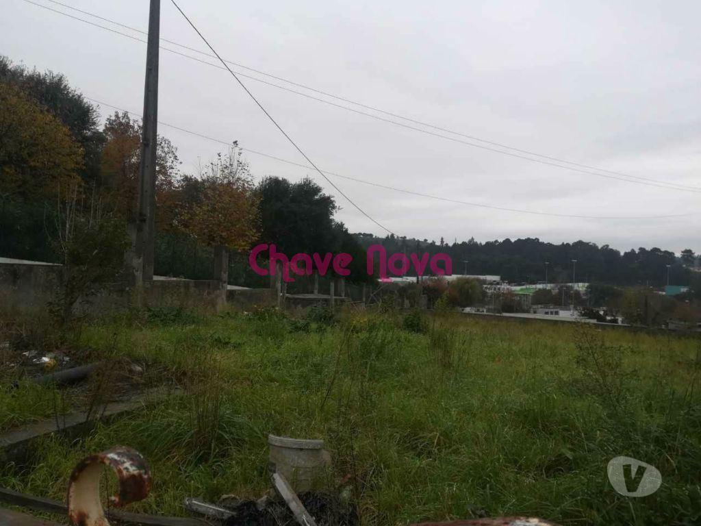 Terrenos Gondomar - Fotos para Gondomar-Terreno para Moradia de 4 frentes, Rio Tinto (AR 01566)