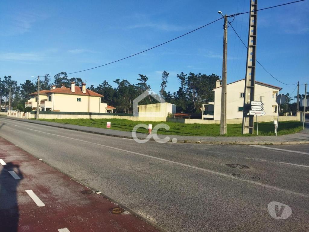 Terrenos Marinha Grande - Fotos para VIEIRA DE LEIRIA---Terreno com viabilidade de construção urbana