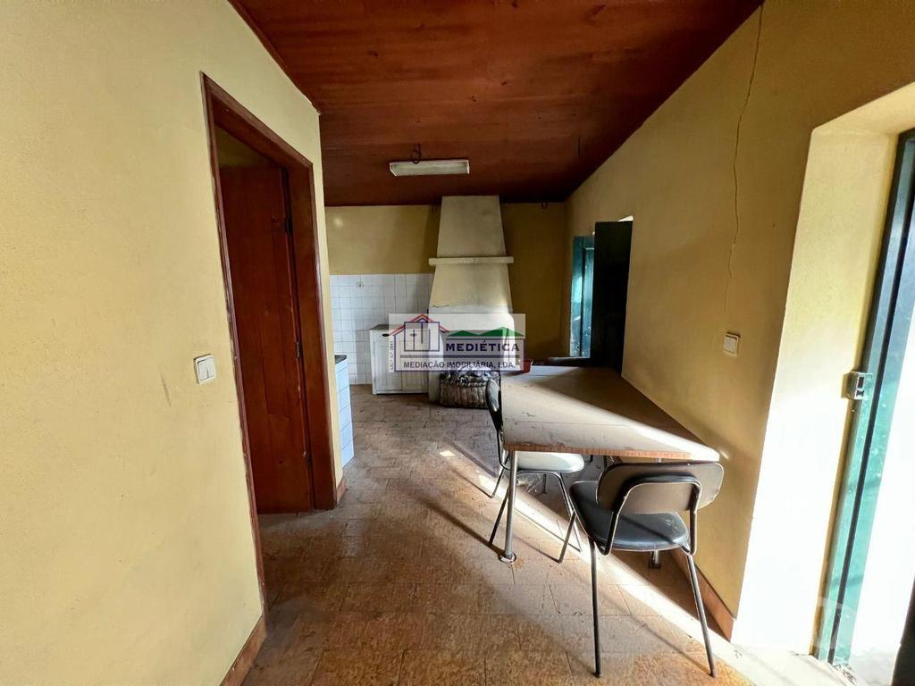 Apartamentos a venda Alfândega da Fé - Fotos para Moradia para Recuperar - Centro da Vila de Alfândega da Fé