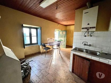 Apartamentos a venda - Fotos para Moradia para Recuperar - Centro da Vila de Alfândega da Fé