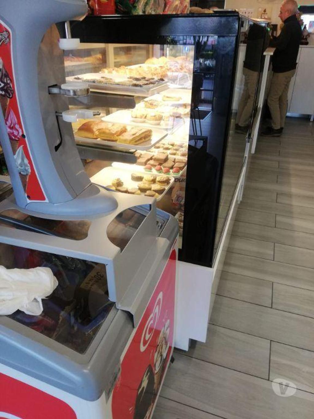Comprar Loja Matosinhos - Fotos para Excelente confeitaria em Custóias a trabalhar