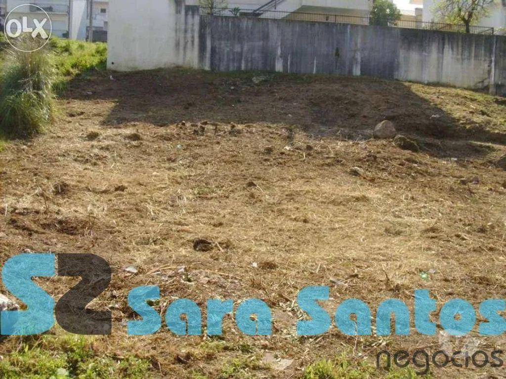 Terrenos Gondomar - Fotos para Terreno C 450m2 para Construção Moradia 4 Frentes-Gondomar