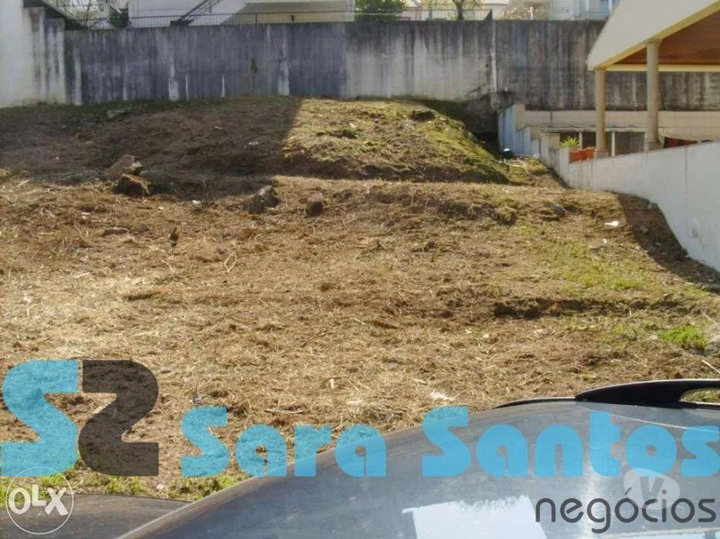 Terrenos Gondomar - Fotos para Terreno C 450m2 para Construção Moradia 4 Frentes-Gondomar