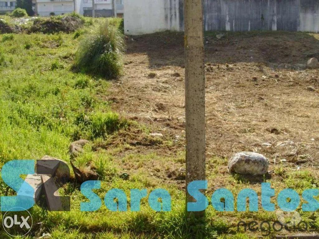 Terrenos Gondomar - Fotos para Terreno C 450m2 para Construção Moradia 4 Frentes-Gondomar