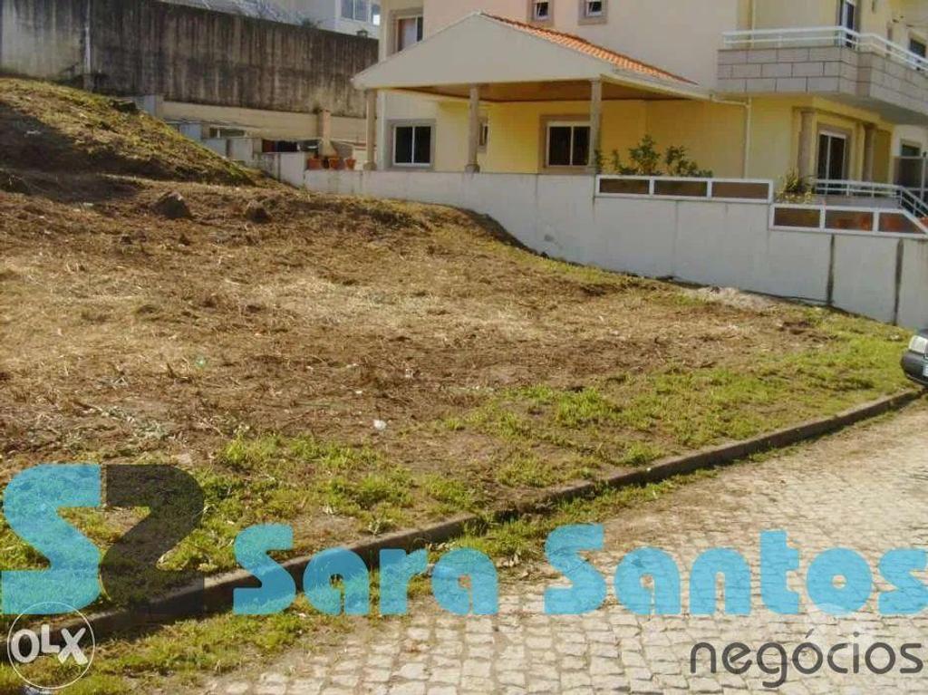 Terrenos Gondomar - Fotos para Terreno C 450m2 para Construção Moradia 4 Frentes-Gondomar