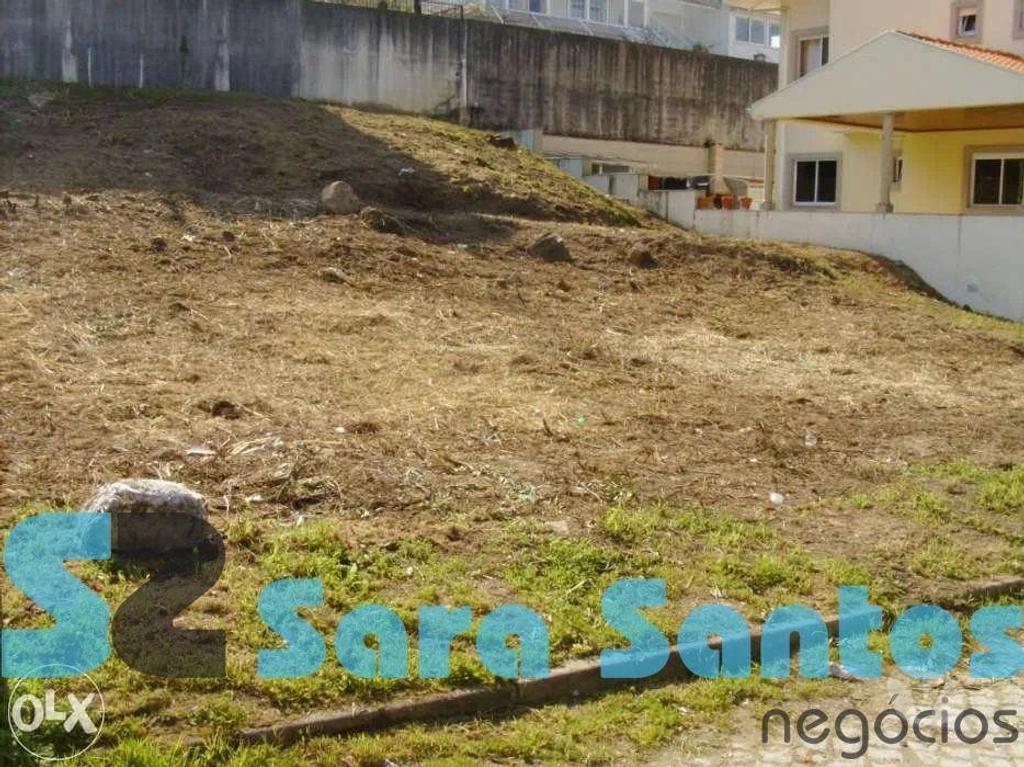 Terrenos Gondomar - Fotos para Terreno C 450m2 para Construção Moradia 4 Frentes-Gondomar