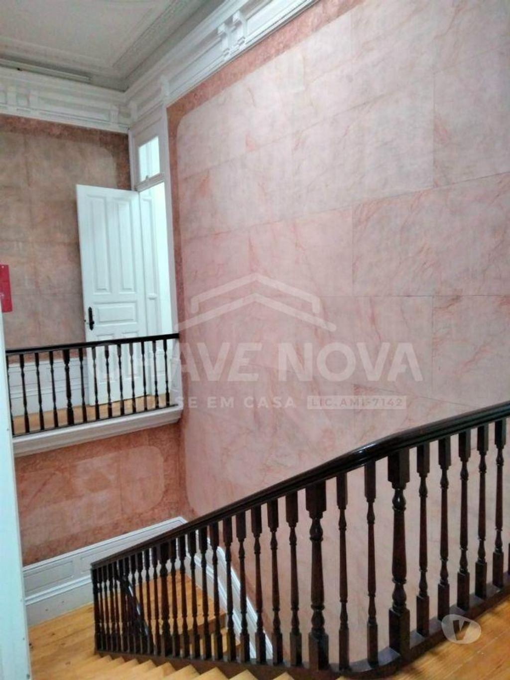 Comprar Loja Porto - Fotos para Moradia para Serviços - Av. da Boavista, Bessa