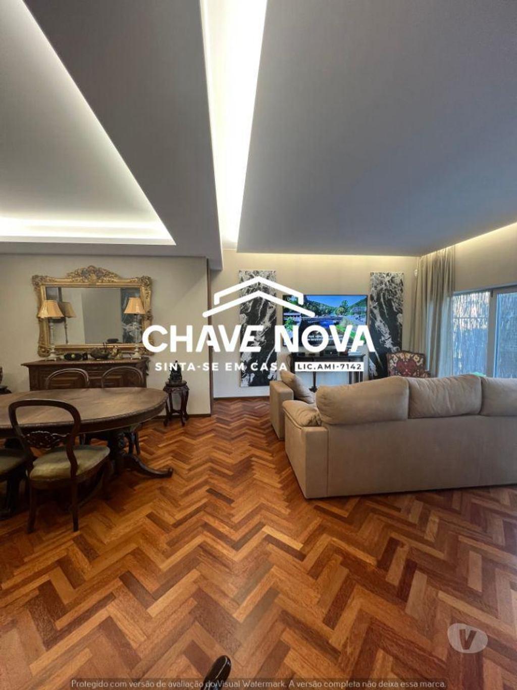 Apartamentos a venda Matosinhos - Fotos para Matosinhos-T4 à venda em Leça da Palmeira (MTS 02079)