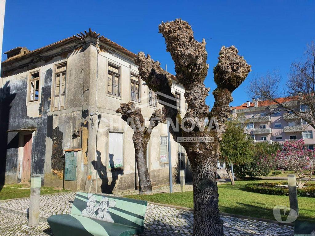 Terrenos Oliveira do Bairro - Fotos para Vende-se Terreno e Moradia para Construção ou Restauro no centro