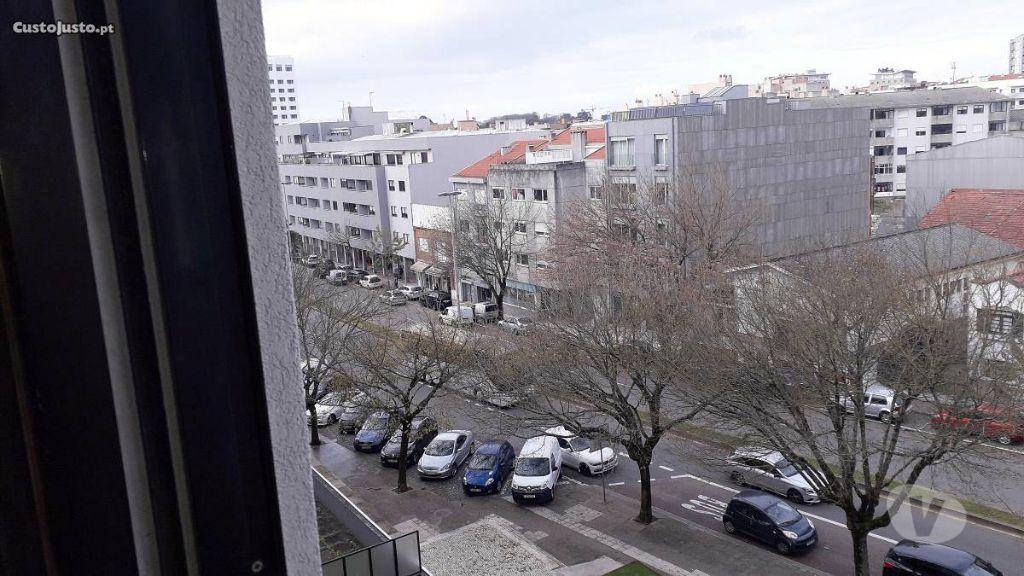 Apartamentos a venda Porto - Fotos para Porto-Excelente T3+1 Lug.garg.ao Campo Alegre (03939)