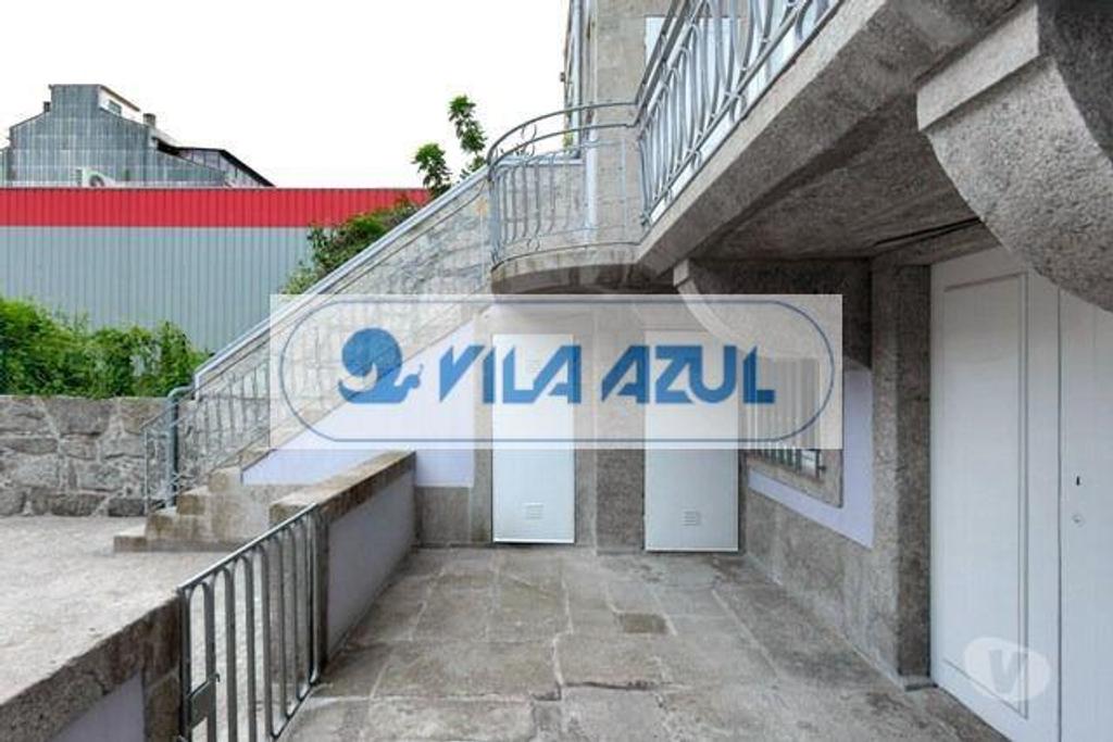 Aluguer Loja Porto - Fotos para Arrendamento de moradia para serviços escritórios - Boavista