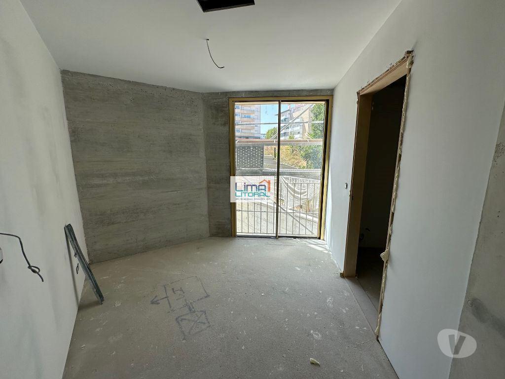 Apartamentos a venda Leiria - Fotos para Moderno T1 - Centro de Leiria - com parqueamento interior