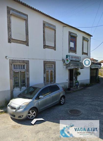 Apartamentos para vender - Fotos para Casa de Gaveto para recuperar com Anexos e Quintal em S. Cosme -
