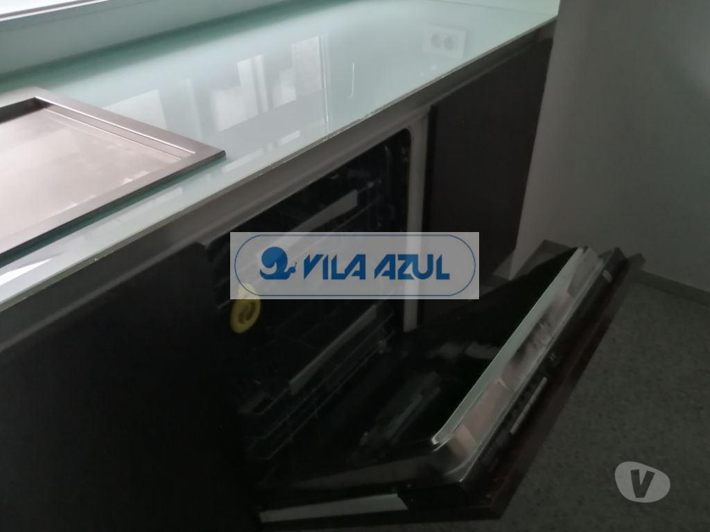 Apartamentos a venda Guimarães - Fotos para T4 em excelente condomínio fechado - box para 3 carros -