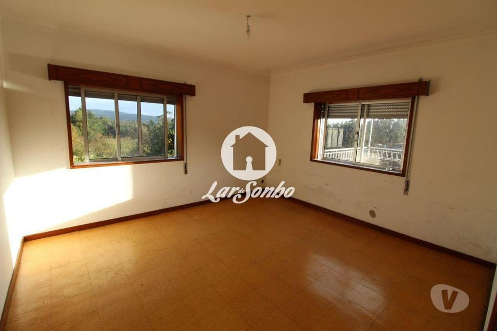 Apartamentos a venda Barcelos - Fotos para Moradia com 3700m2 de terreno para construção (265-M-01128)