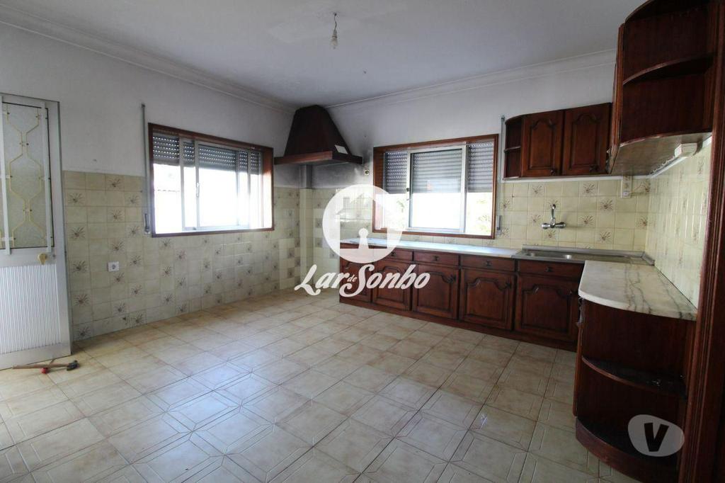 Apartamentos a venda Barcelos - Fotos para Moradia com 3700m2 de terreno para construção (265-M-01128)