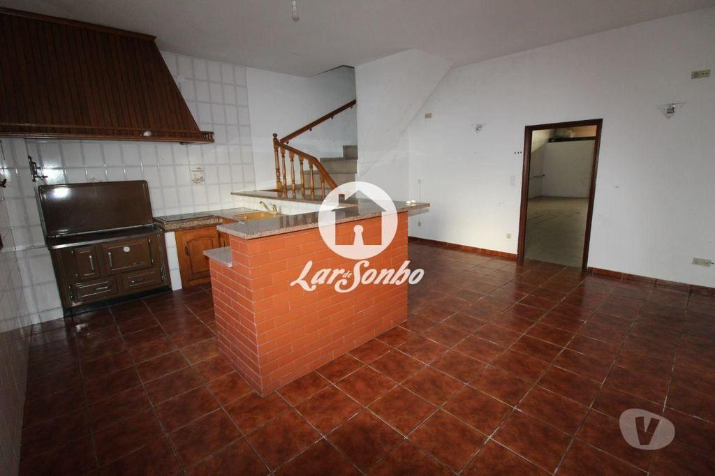 Apartamentos a venda Barcelos - Fotos para Moradia com 3700m2 de terreno para construção (265-M-01128)