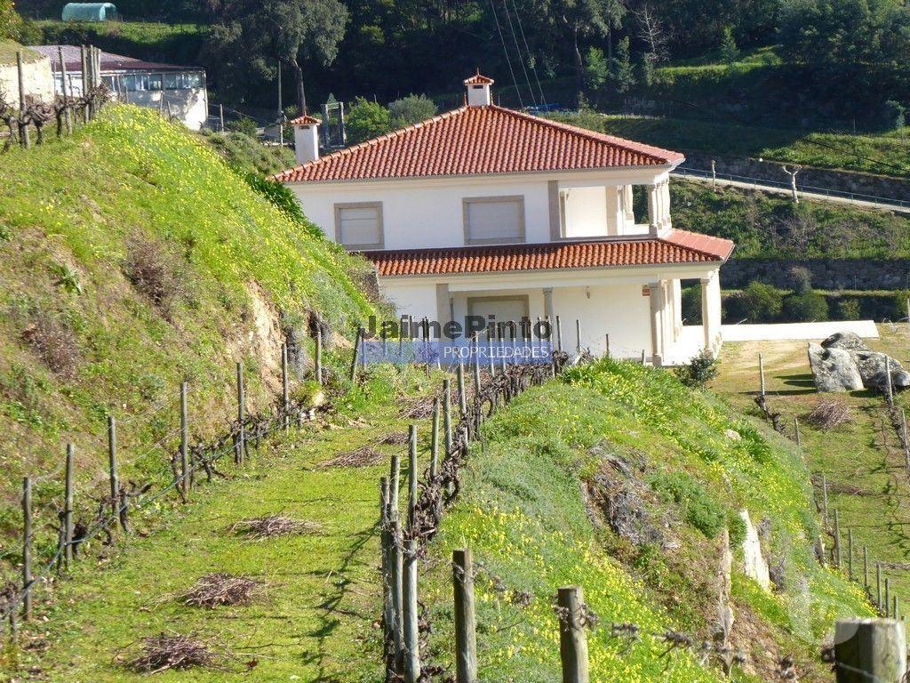 Apartamentos a venda Baião - Fotos para MORADIA, 4 quartos, em paisagem ÍCONE. Portugal, Norte, Baião,