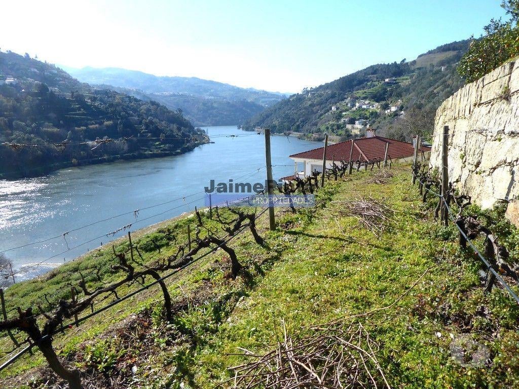 Apartamentos a venda Baião - Fotos para MORADIA, 4 quartos, em paisagem ÍCONE. Portugal, Norte, Baião,