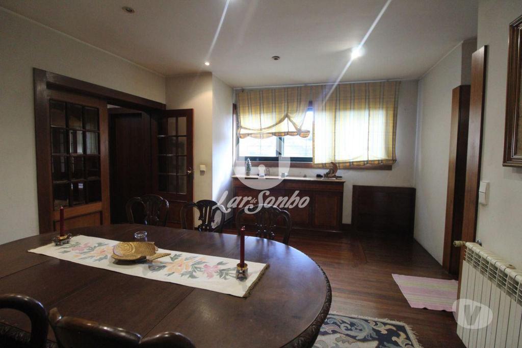 Apartamentos a venda Gondomar - Fotos para Gondomar-Moradia T5 + Apartamento T1 (258-M-00452)