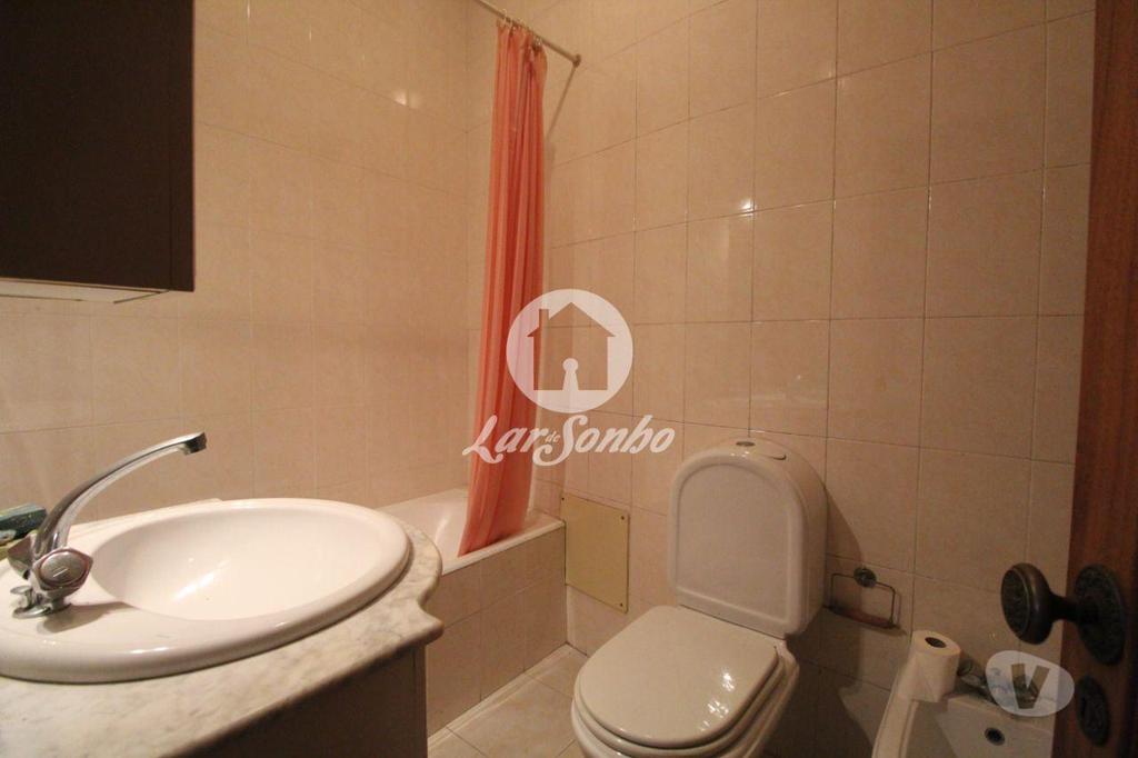 Apartamentos a venda Gondomar - Fotos para Gondomar-Moradia T5 + Apartamento T1 (258-M-00452)