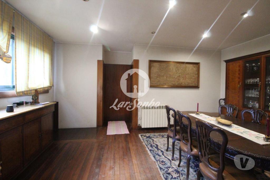 Apartamentos a venda Gondomar - Fotos para Gondomar-Moradia T5 + Apartamento T1 (258-M-00452)