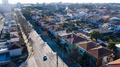 Comprar Loja - Fotos para Edifício para Arrendamento Porto p lar ou serviços