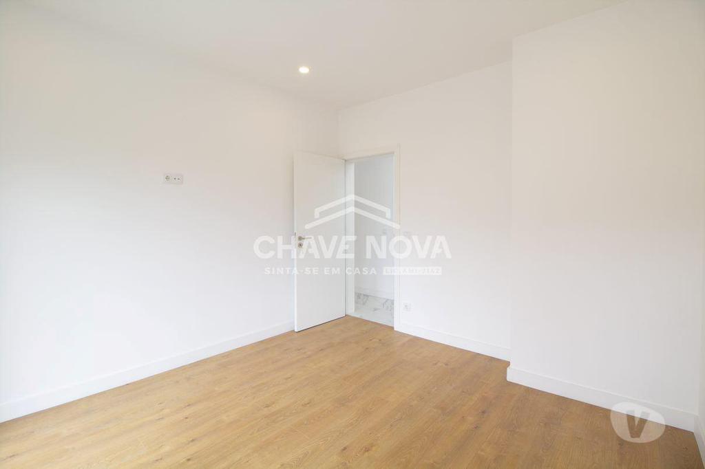 Apartamentos a venda Porto - Fotos para Moradia V3 em Campanhã, próximo do Jardim da Corujeira