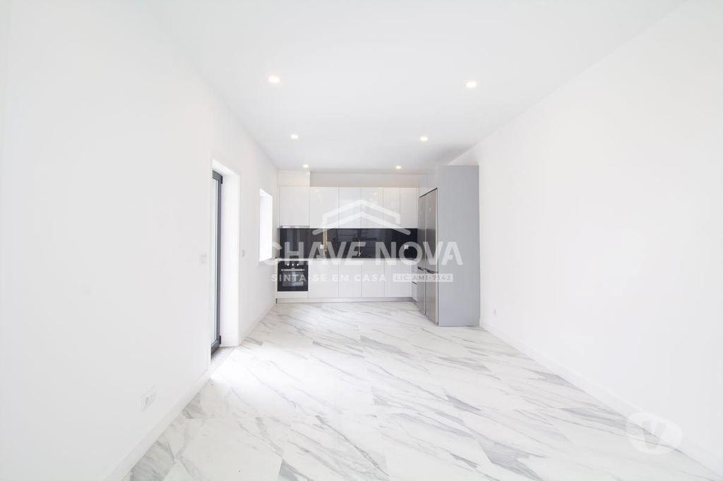 Apartamentos a venda Porto - Fotos para Moradia V3 em Campanhã, próximo do Jardim da Corujeira