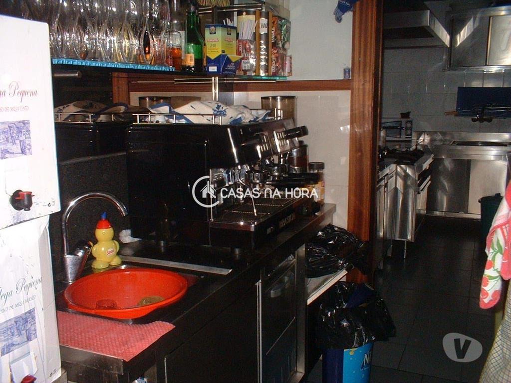 Comprar Loja Vila Nova de Gaia - Fotos para Trespasse de Café Restaurante situado em Avintes, Vila Nova...