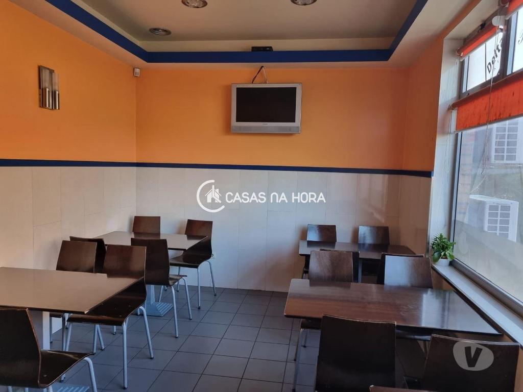 Comprar Loja Vila Nova de Gaia - Fotos para Trespasse de Café Restaurante situado em Avintes, Vila Nova...