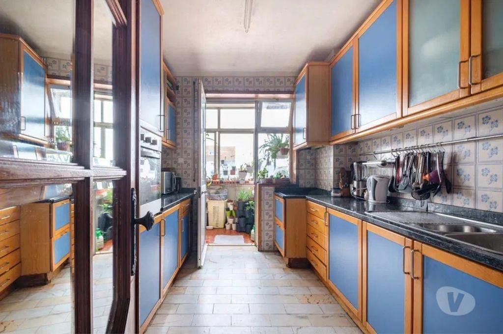 Apartamentos a venda Porto - Fotos para Porto-Excelente T5 Bonfim Porto (03979)