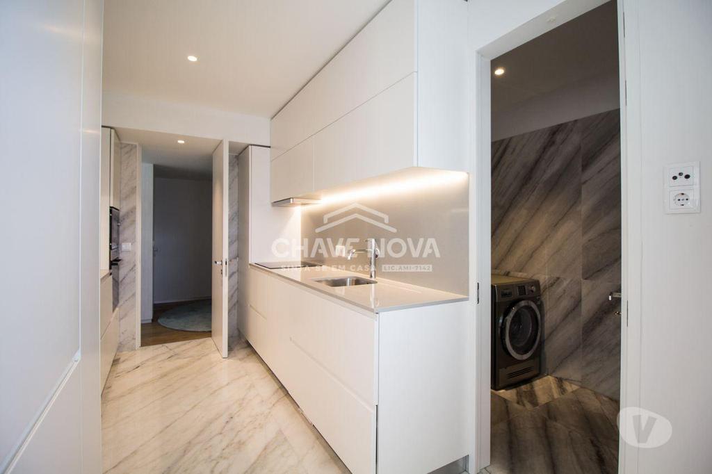Apartamentos a venda Porto - Fotos para Porto-Apartamento T3 ao Polo Universitário da Asprela (AR 02285)