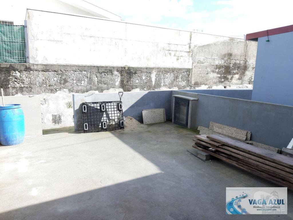 Apartamentos a venda Gondomar - Fotos para 3 Casinhas Térreas T1 com Rendimento na Areosa (Triana) - Rio