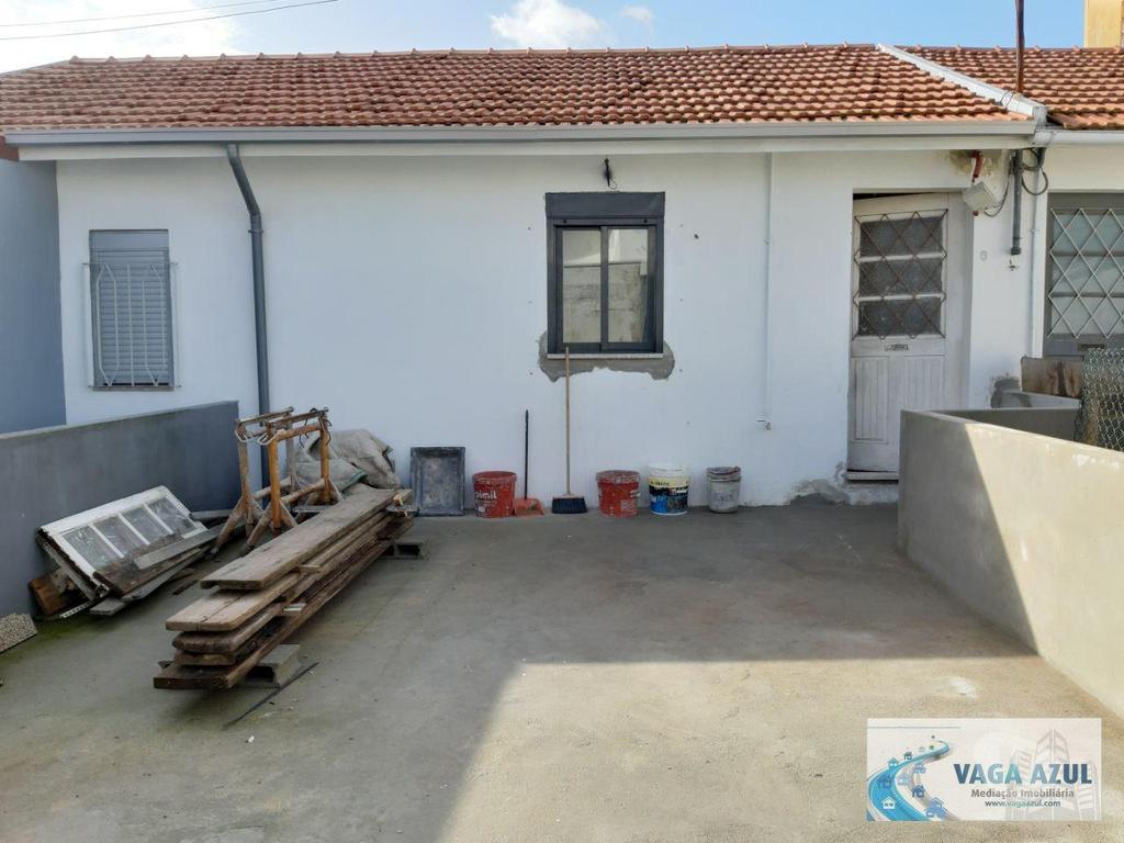 Apartamentos a venda Gondomar - Fotos para 3 Casinhas Térreas T1 com Rendimento na Areosa (Triana) - Rio