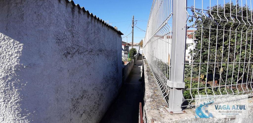 Apartamentos a venda Gondomar - Fotos para 3 Casinhas Térreas T1 com Rendimento na Areosa (Triana) - Rio