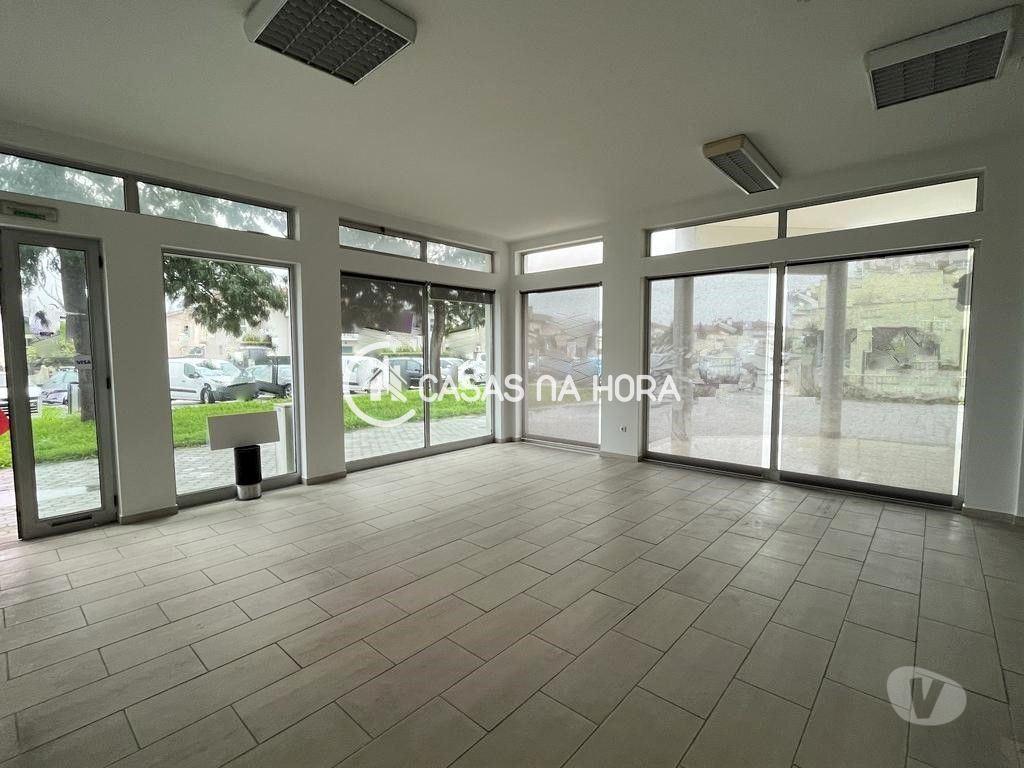 Comprar Loja Viseu - Fotos para Loja com Boa Visibilidade - Abraveses - Viseu