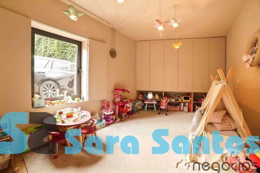 Apartamentos a venda Porto - Fotos para Andar-Moradia T2 DUPLEX COM 2 PÁTIOS, Mobilado-Porto (SS0228)