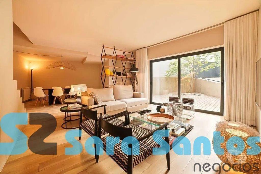 Apartamentos a venda Porto - Fotos para Andar-Moradia T2 DUPLEX COM 2 PÁTIOS, Mobilado-Porto (SS0228)