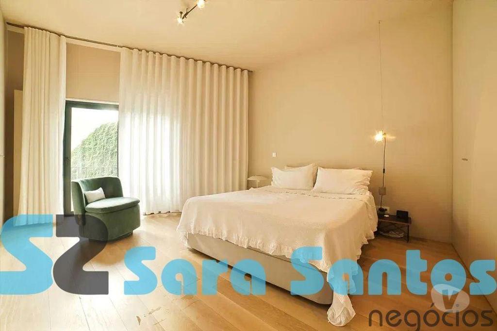 Apartamentos a venda Porto - Fotos para Andar-Moradia T2 DUPLEX COM 2 PÁTIOS, Mobilado-Porto (SS0227)