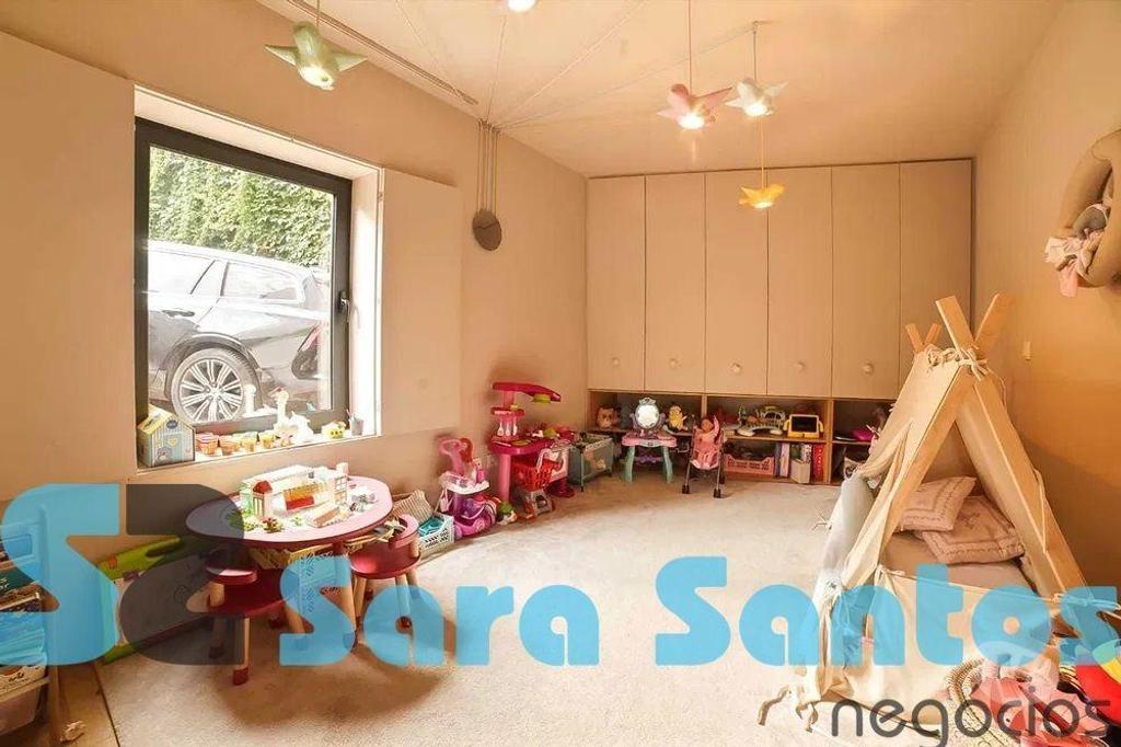 Apartamentos a venda Porto - Fotos para Andar-Moradia T2 DUPLEX COM 2 PÁTIOS, Mobilado-Porto (SS0227)