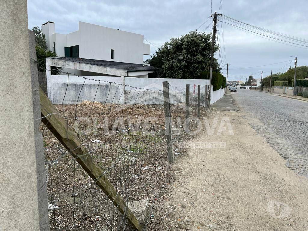 Terrenos Vila Nova de Gaia - Fotos para Terreno com 600m² para Construir a sua Moradia de Sonho a 4