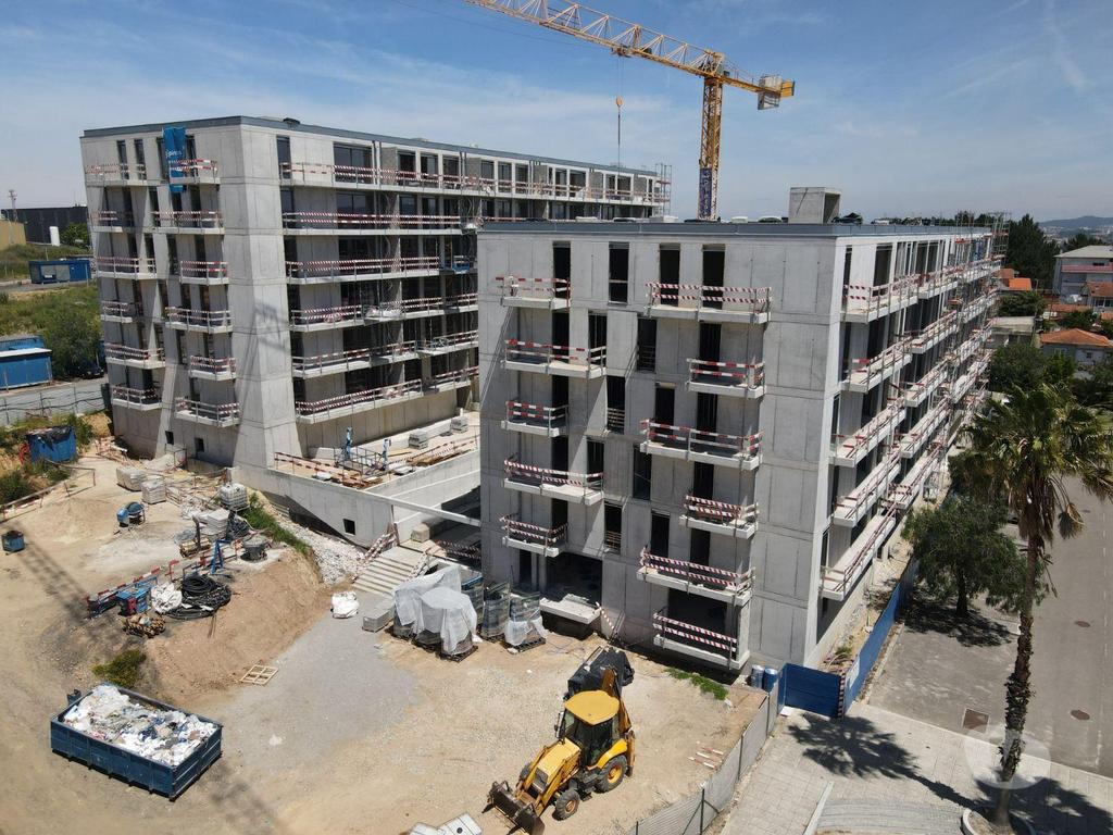 Apartamentos a venda Vila Nova de Gaia - Fotos para Apartamento T1 Novo c Varanda e Lugar de Garagem em Oliveira do